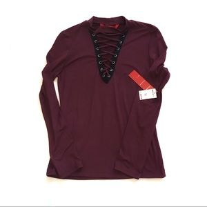 HOT 💋 KISS Burgundy top, NWT